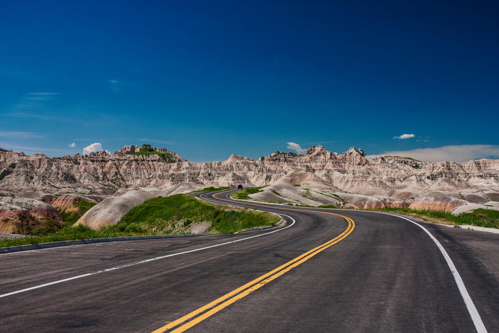 Badlands, North Dakota, driving through the rock formations of badlands national park